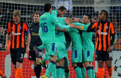 Barcelona "laganini" prošla u polufinale, Messijev deveti gol