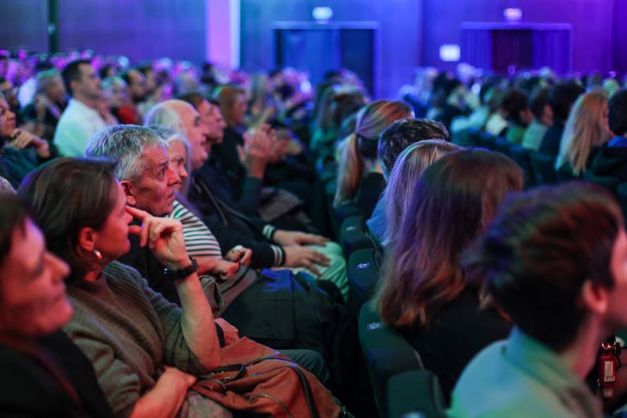 Zagreb Film Festival završio je proglašenjem pobjednika i projekcijom pobjedničkog filma Cannesa