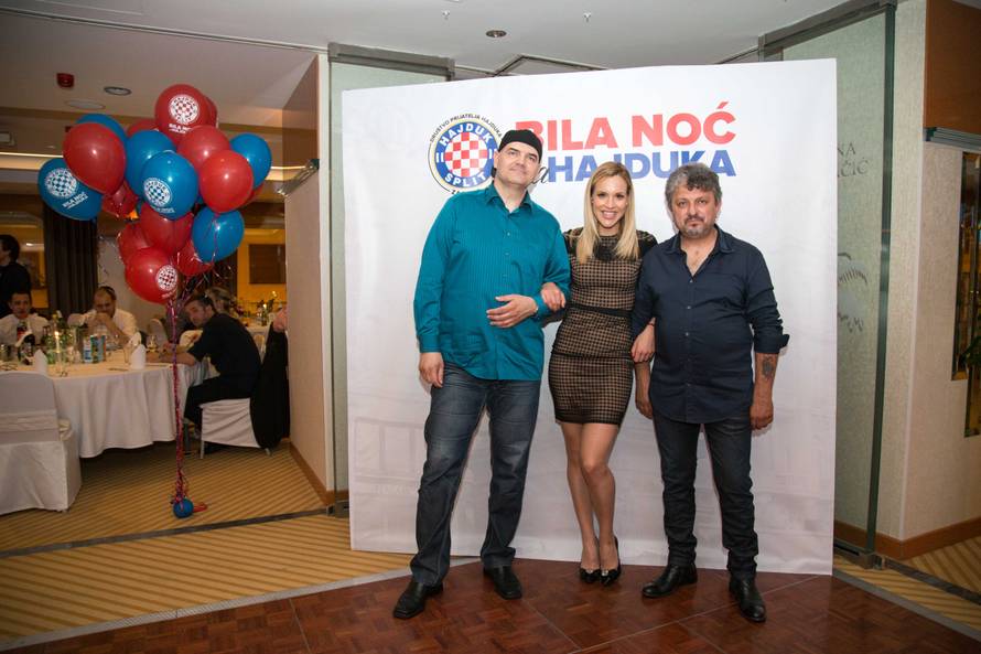 Bila noć u Zagrebu 2018: Hari Rončević na hajdučkoj fešti