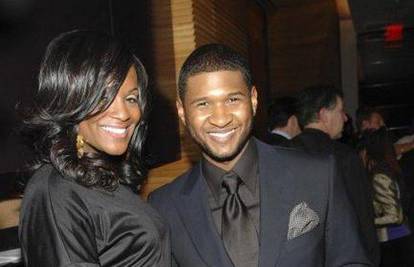 Usher se ipak oženio, dijete očekuju na zimu