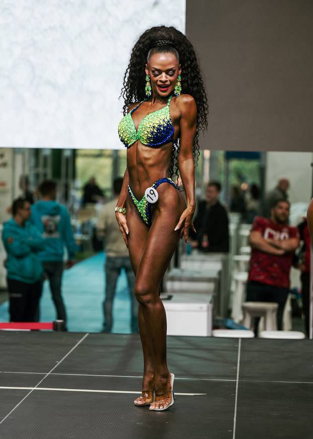 FOTO Vruća izdanja Cro Brazilke Anny koja je zablistala u Riju!