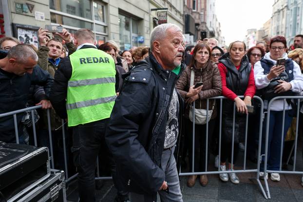 Sarajevo: Okupljanje građana u čast Halidu Bešliću