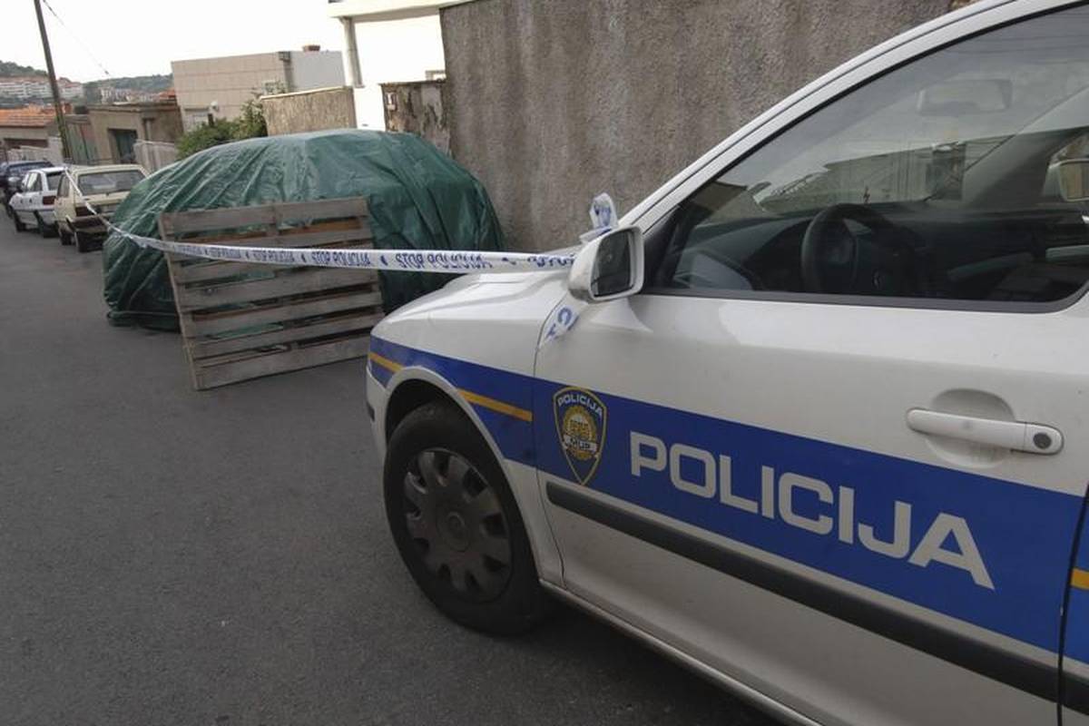 Dok je vlasnik kuće bio na svadbi, ukrali mu 50.000 kn