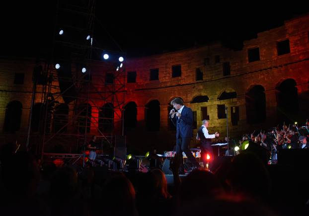 Koncert Zdravka Čolića u Areni u Puli