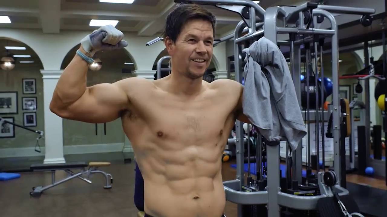 Mark Wahlberg požalio je svoj ekstreman režim za debljanje: 'Bilo je fora prvih sat vremena'