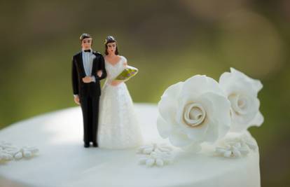 Ovih 7 stvari dogodit će vam se tijekom prve godine braka