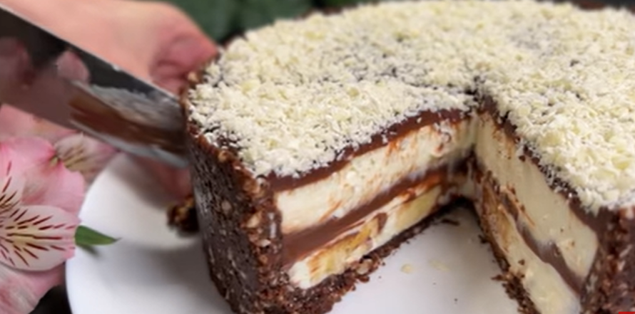 Laka priprema: Čokoladna torta s kikirikijem koja se ne peče