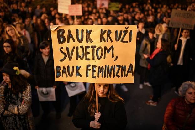 U Zagrebu održan Noćni marš za ženska prava u Hrvatskoj