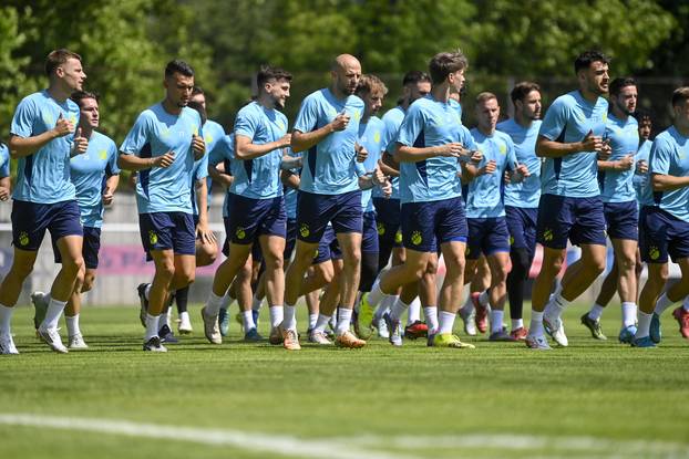 Zagreb: Media day i trening Dinama s novim trenerom 