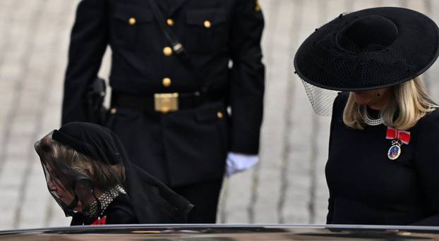 Norway lays King Harald to rest