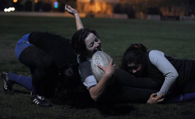 Split: Ornela Bešker-Amuli? na Starom placu trenira ragbi u ženskoj ekipi