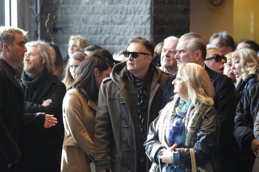 Sahranili su Glogovca: Njegov otac i sin predvodili su obred