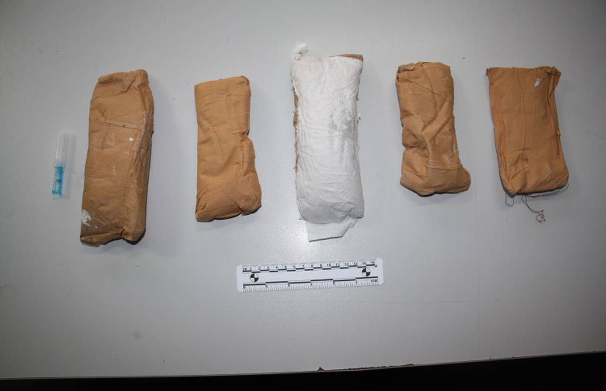 U Benkovcu uhitili dilera (26) s oko tri kilograma kokaina