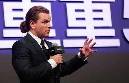 Sredio se za premijeru: Matt Damon 'fura' modernu punđu