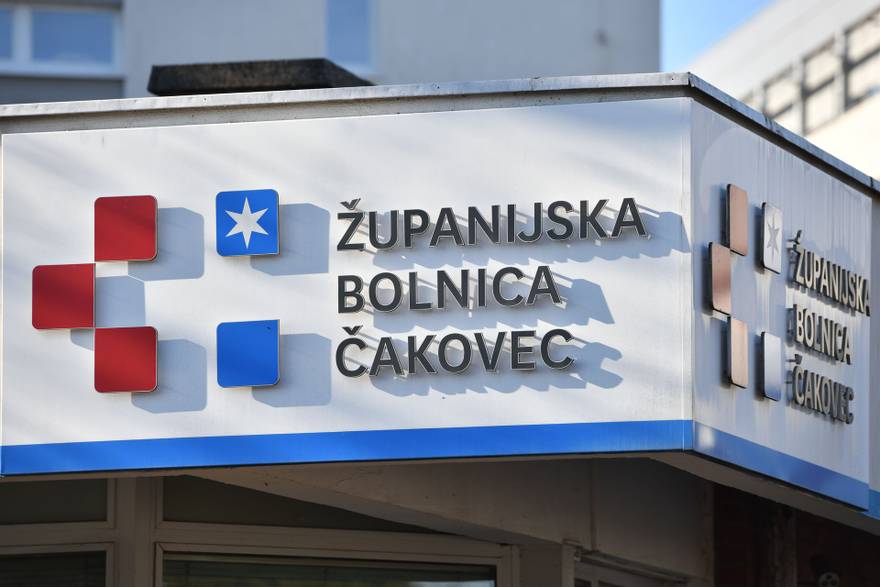 &Ccaron;akove&ccaron;ka bolnica ipak tra&zcaron;i nove kirurge, a ravnatelj je tvrdio: Ma, sve je u redu!