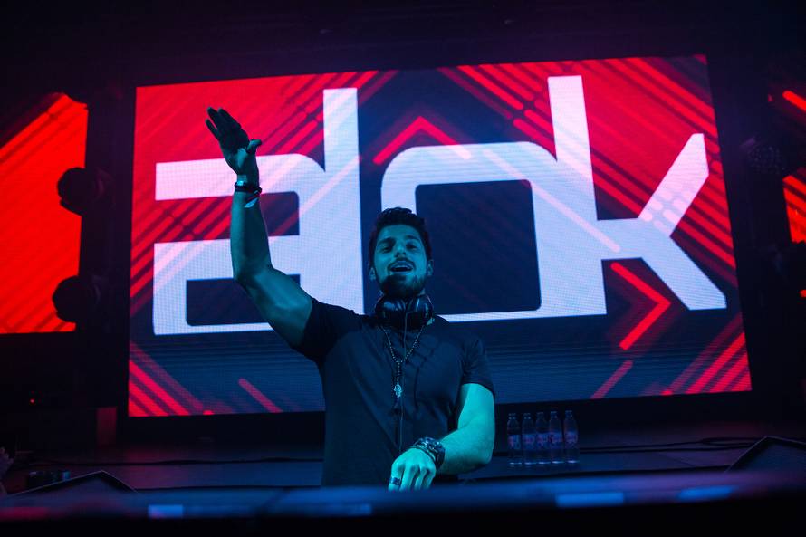 G. Ivanišević plesao na Aloka u punom dubrovačkom Revelinu