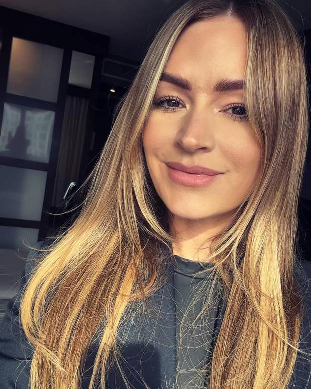 FOTO Tko je voditeljica koja se srušila usred prijenosa? 'Rekli su mi što je razlog. Sramim se'