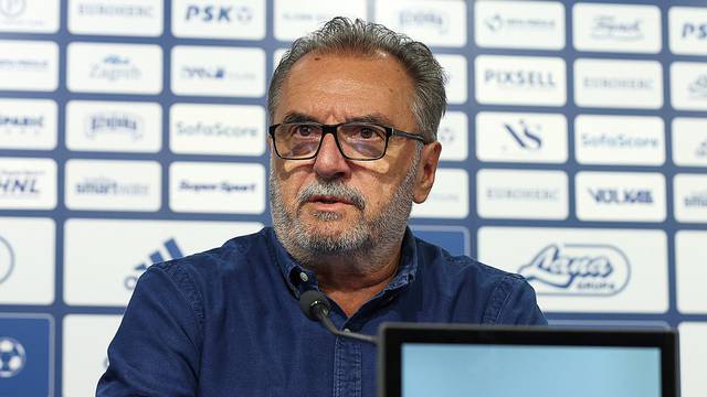 Zagreb: Trener Dinama Ante Čačić na konferenciji za medije uoči sutrašnje utakmice s Rijekom