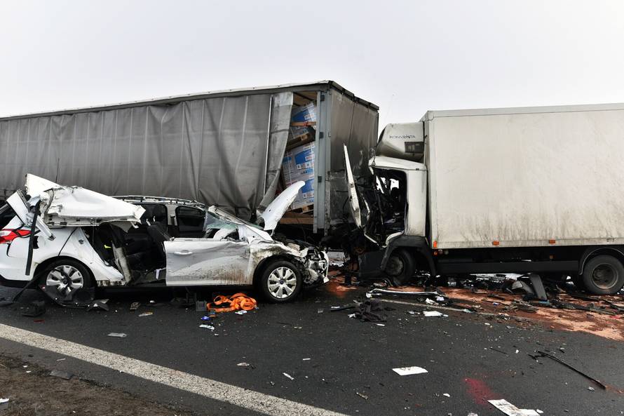 Polish highway accident in the fog