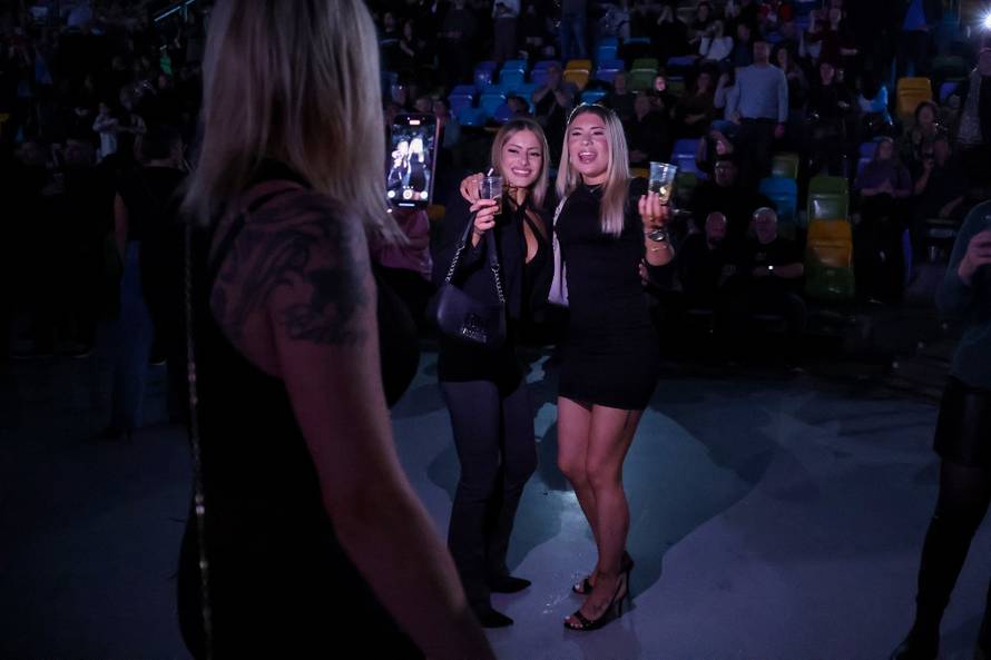 Frankfurt: Hrvatska noć u Suwag Energie Areni