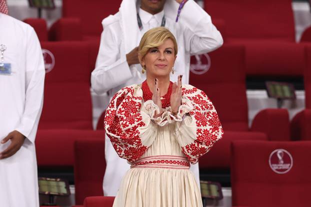KATAR 2022 - Kolinda Grabar Kitarović u narodnoj nošnji na utakmici Hrvatska - Kanada