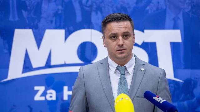 Zagreb: U prostorijama Mosta predstavljeno je vodstvo te stranke