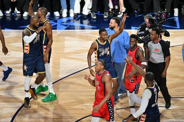 FOTO Poznati na NBA all staru: Kraljevski par privukao poglede