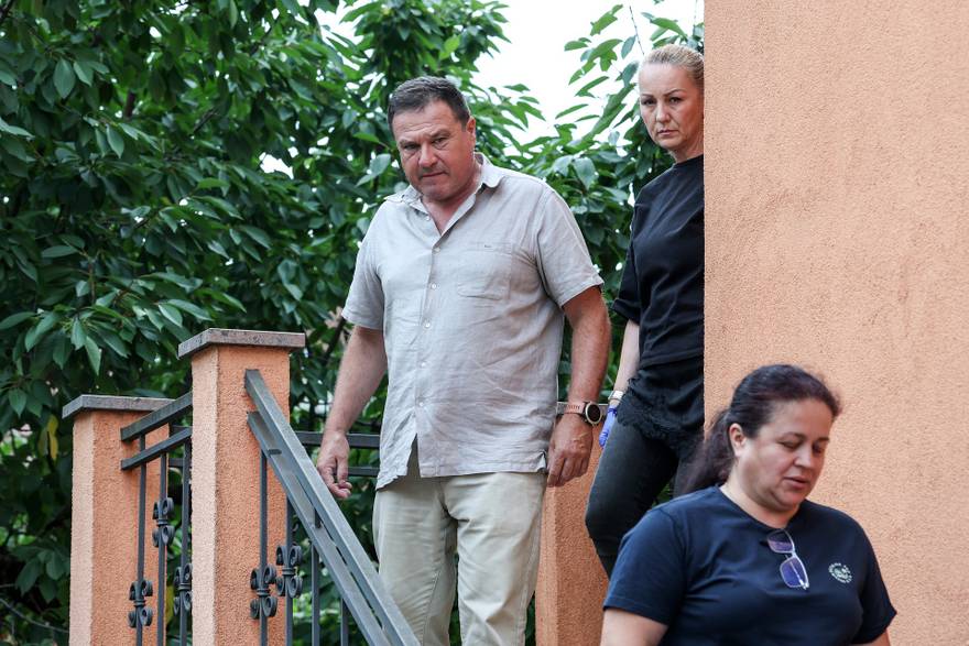 Zagreb: USKOK-ovi istra&zcaron;itelji u ku&cacute;i Damira &Scaron;egote, direktora olimpijskog programa HOO-a