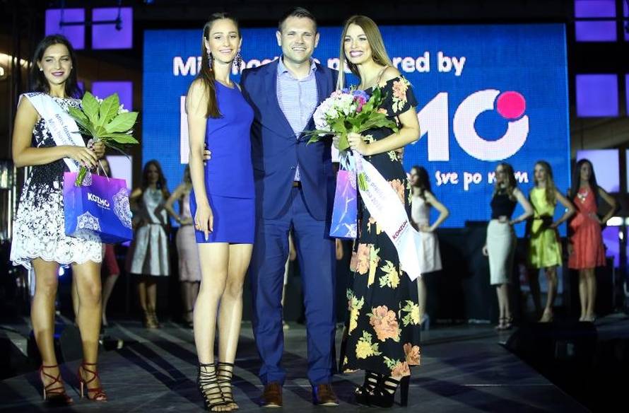 Prava ljepotica: Mia je najljepša hostesa na turniru u Umagu