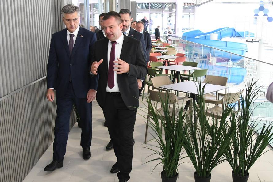 Bjelovar: Svečano otvorenje Geotermalnog sportsko-rekreacijskog parka Wellovar