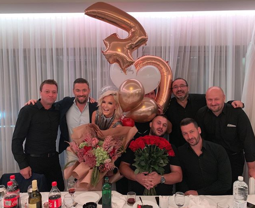 Šuput proslavila 40. rođendan: Na poklon dobila posebnu tortu