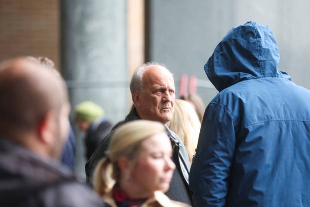 Zagreb: Posljednji ispraćaj glumca Željka Vumirice