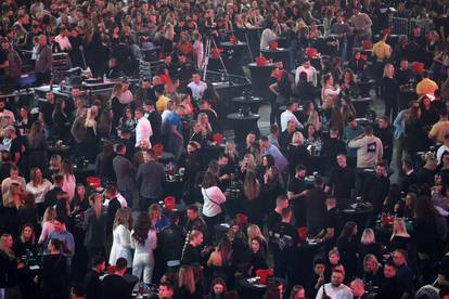 FOTO Pogledajte atmosferu u Areni uoči koncerta Prijović