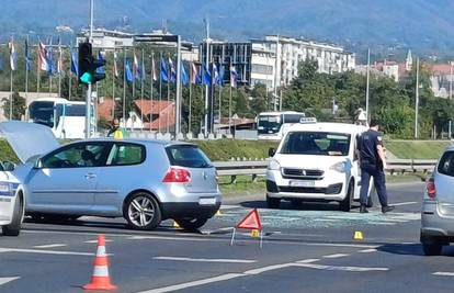 VIDEO Stranac u taksiju prošao kroz crveno u Zagrebu! Mlada Slavonka teško je ozlijeđena