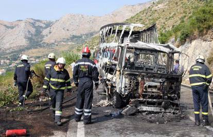 Na Jadranskoj magistrali kod Dubrovnika izgorio kamion