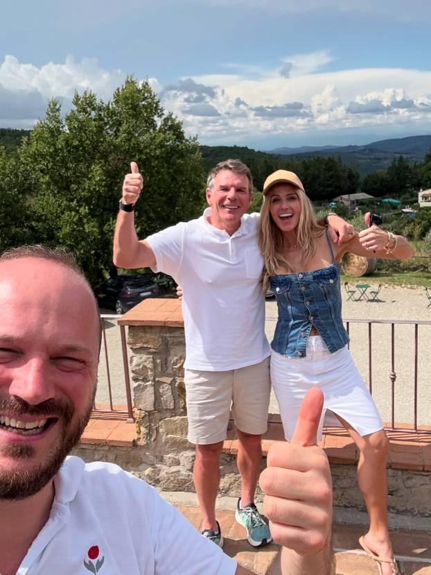 Mamma mia! Evo kako bivša kečerska zvijezda izgleda u 51.