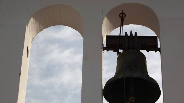 Zvonjava crkve ne daje ljudima spavati: Župnik nema osjećaja!