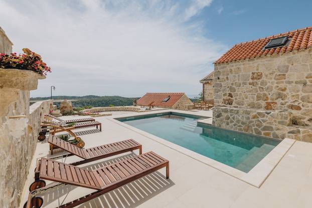 FOTO Kao da ste u raju, ali za 'paklenu' cijenu: Vila u Cavtatu uistinu je savršena za odmor