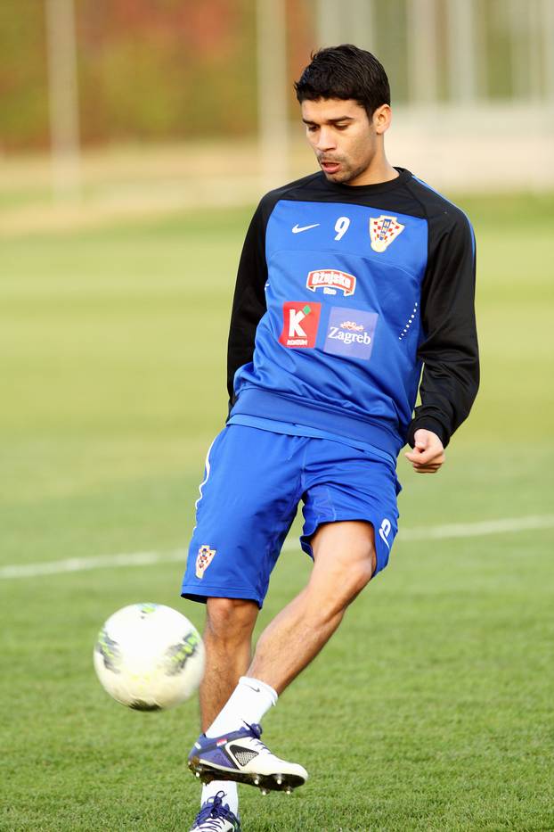 Rio de Janeiro: 25.02.1983. ro?en Eduardo da Silva