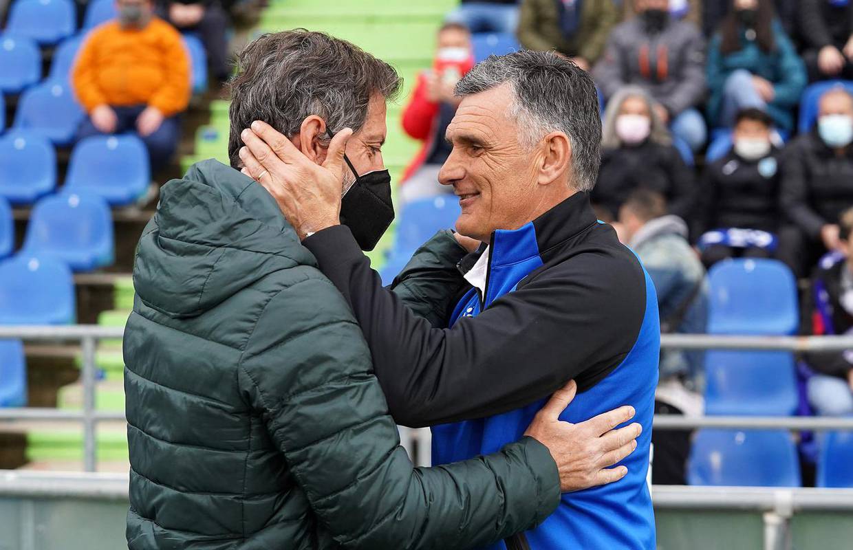 Rakitić dobio trećeg trenera ove sezone: Evo tko će voditi Sevillu