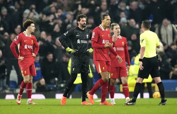 Everton v Liverpool - Premier League - Goodison Park
