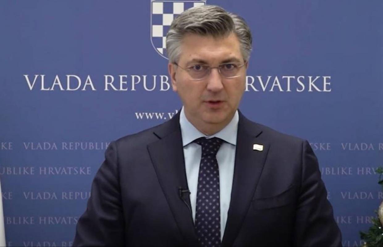 Premijer čestitao Božić: Pozvao je i na cijepljenje i zaželio što manje polarizacije u društvu