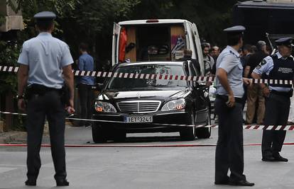 Eksplozija u Ateni: Ozlijeđen bivši grčki premijer Papademos