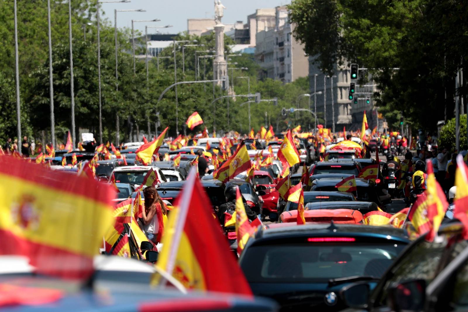 Madrid, Spain; 23/05/2020.- Demonstration of hundreds of cars called by the...