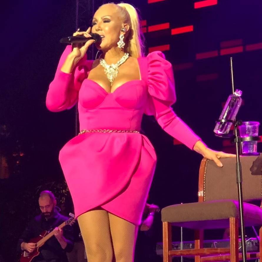 Brena u suzama na snimanju: 'Oči su mi crvene od plakanja'