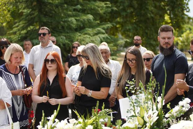 Beograd: Prošlo je 6 mjesci od smrti Aleksandra Saše Popovića