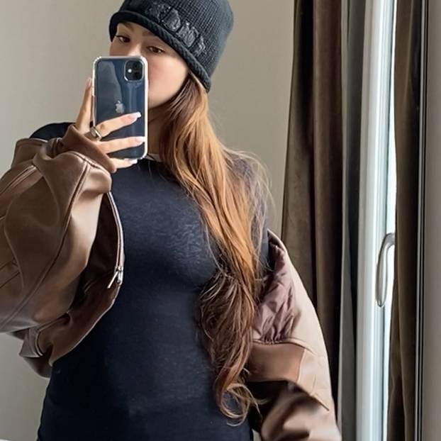 FOTO Izgleda kao milijun dolara: Kćer holivudskog pokeraša osvojila Instagram
