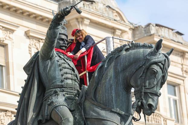 Obilježavanje Dana kravate u Hrvatskoj na Trgu bana Josipa Jelaci´ca
