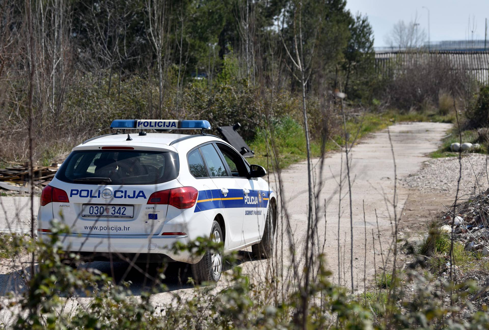 Ploče: Očevid nedaleko deponija gdje je pronađeno tijelo ubijenog muškarca