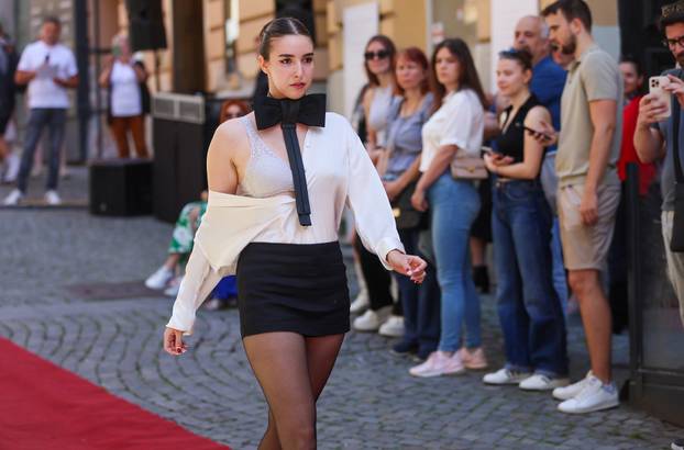 Zagreb: Modna revija povodom 400 godina nastanka kravate